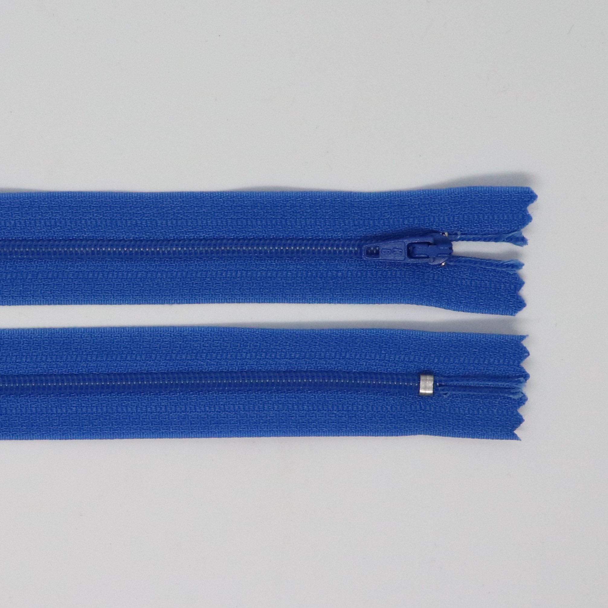 Spirálový zip, šíøe 3 mm, délka 30 cm, modrá - zvìtšit obrázek