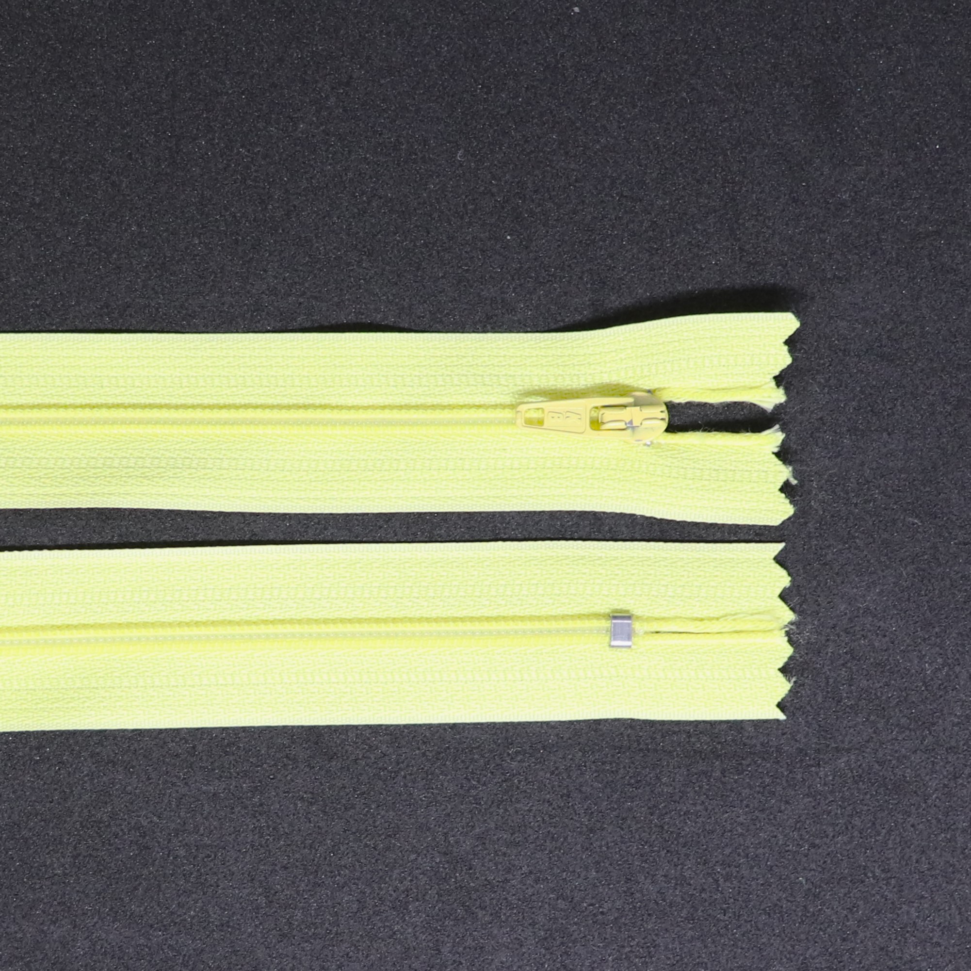 Spirálový zip, šíøe 3 mm, délka 40 cm, žlutá - zvìtšit obrázek